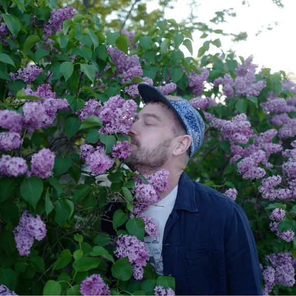 Meet your Poshers, Jana & David - Picture 8 of 8